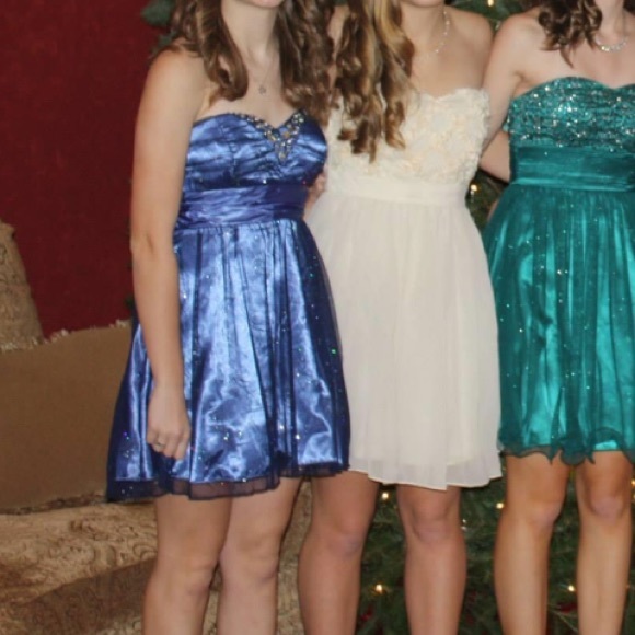 Blue Dress - Picture 2 of 2